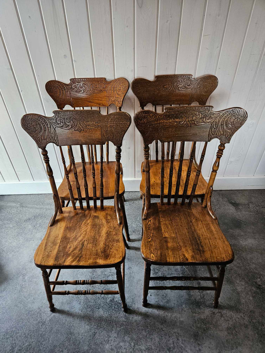 Dining Table with 4 Chairs