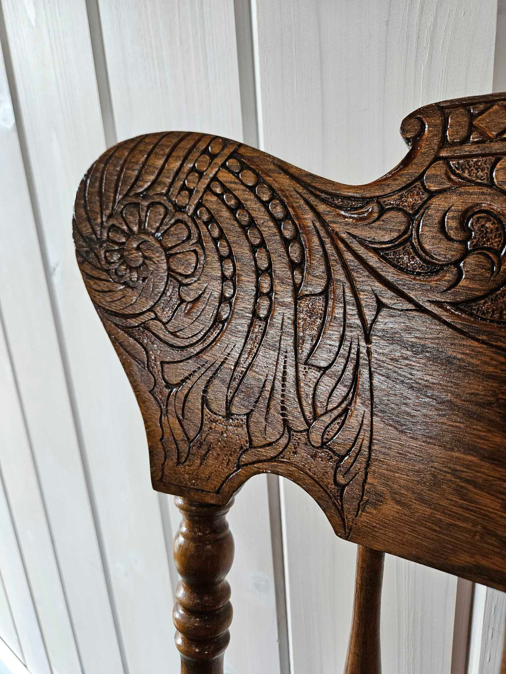 Dining Table with 4 Chairs