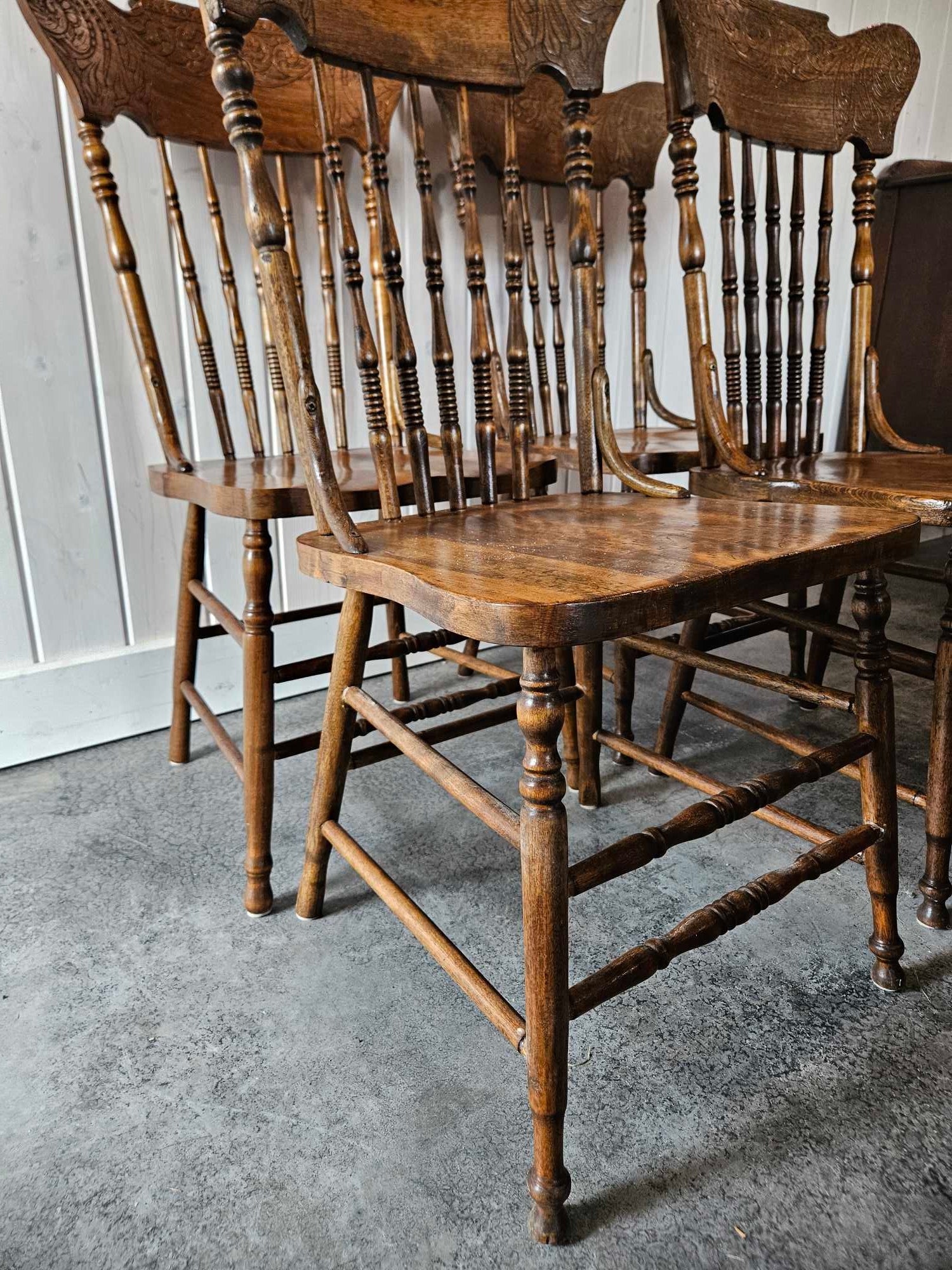 Dining Table with 4 Chairs