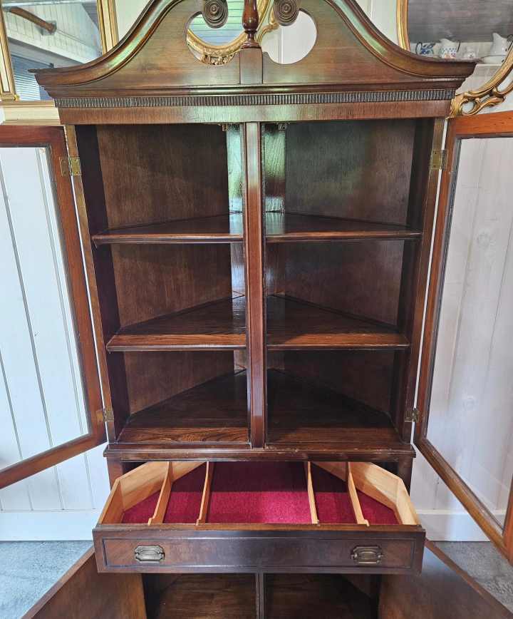 Corner China Cabinet (#1)