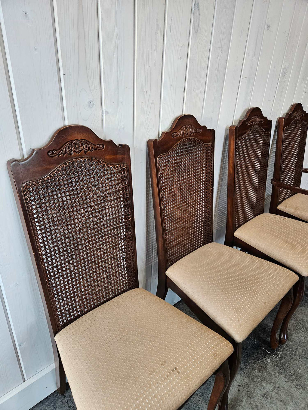 French Provincial Style Table with 4 Chairs