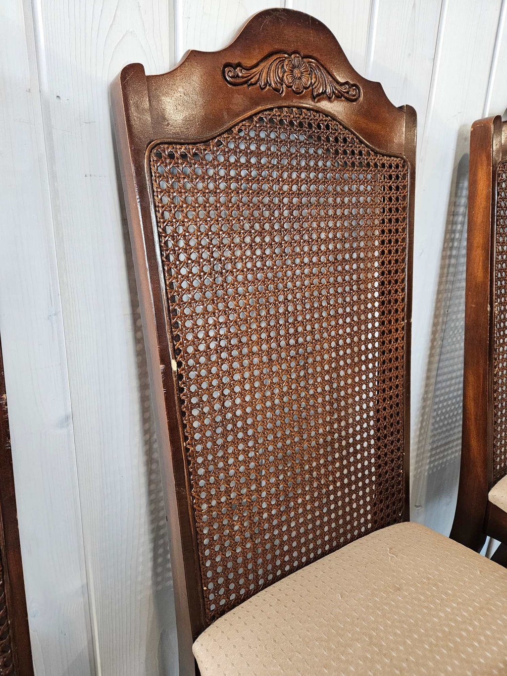 French Provincial Style Table with 4 Chairs