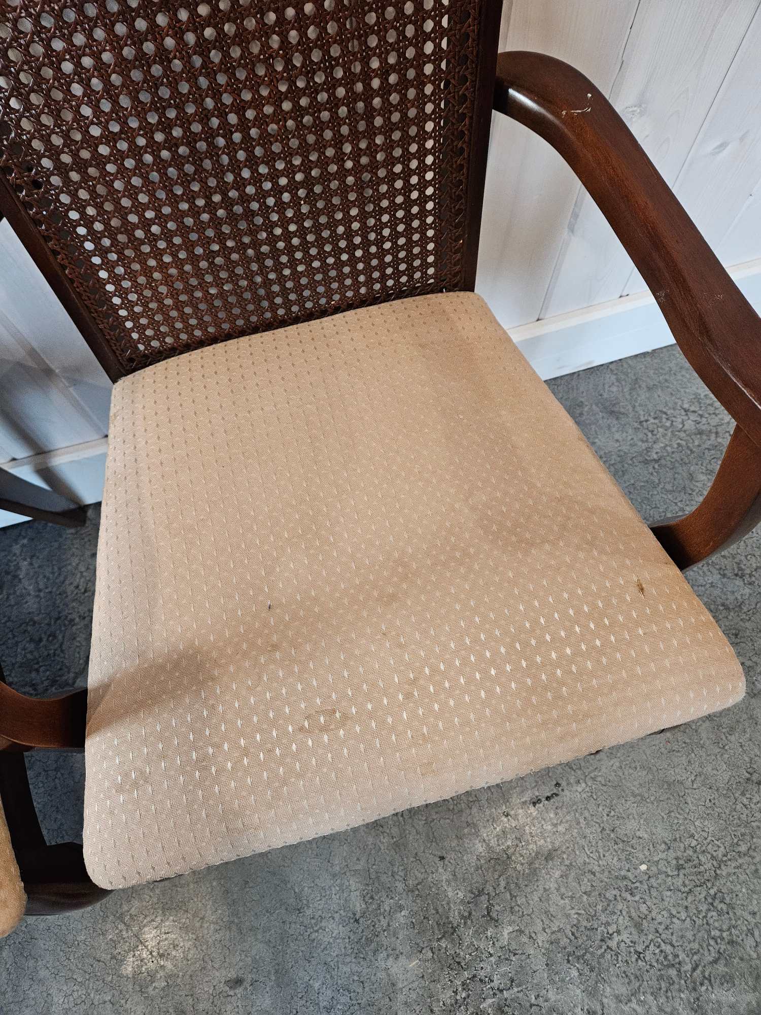 French Provincial Style Table with 4 Chairs