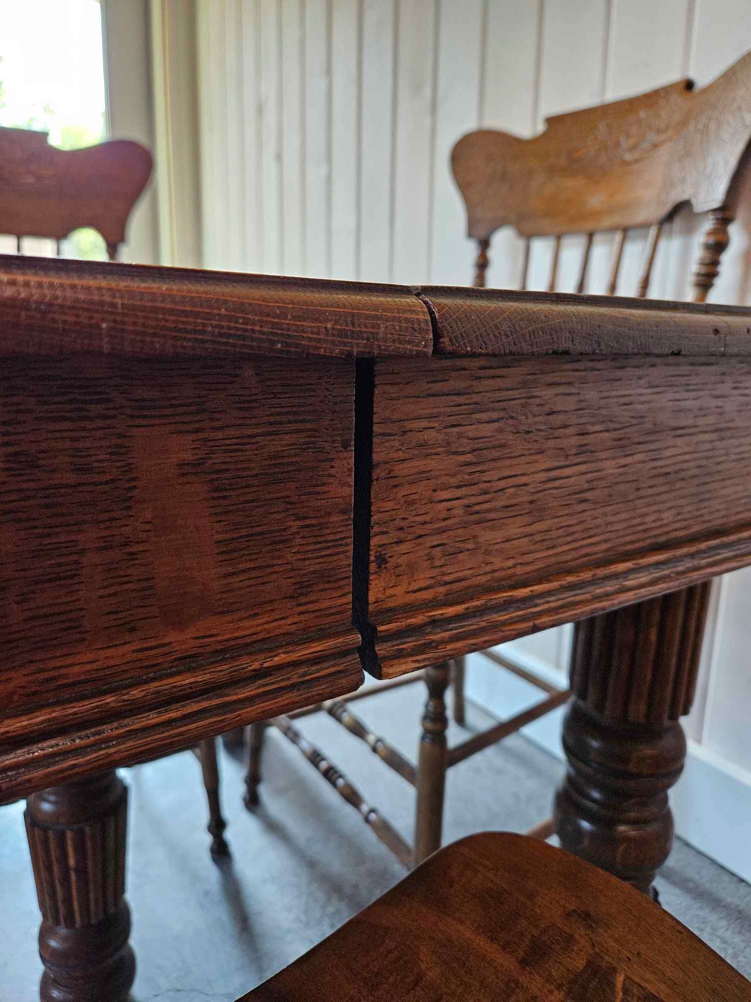 Dining Table with 4 Chairs