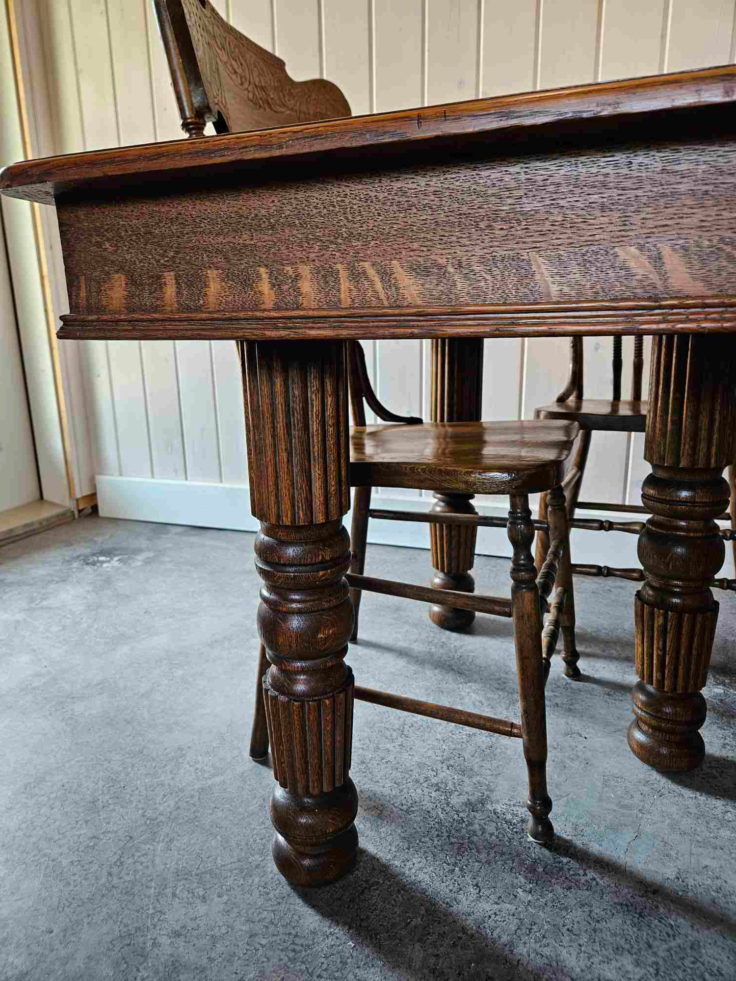 Dining Table with 4 Chairs