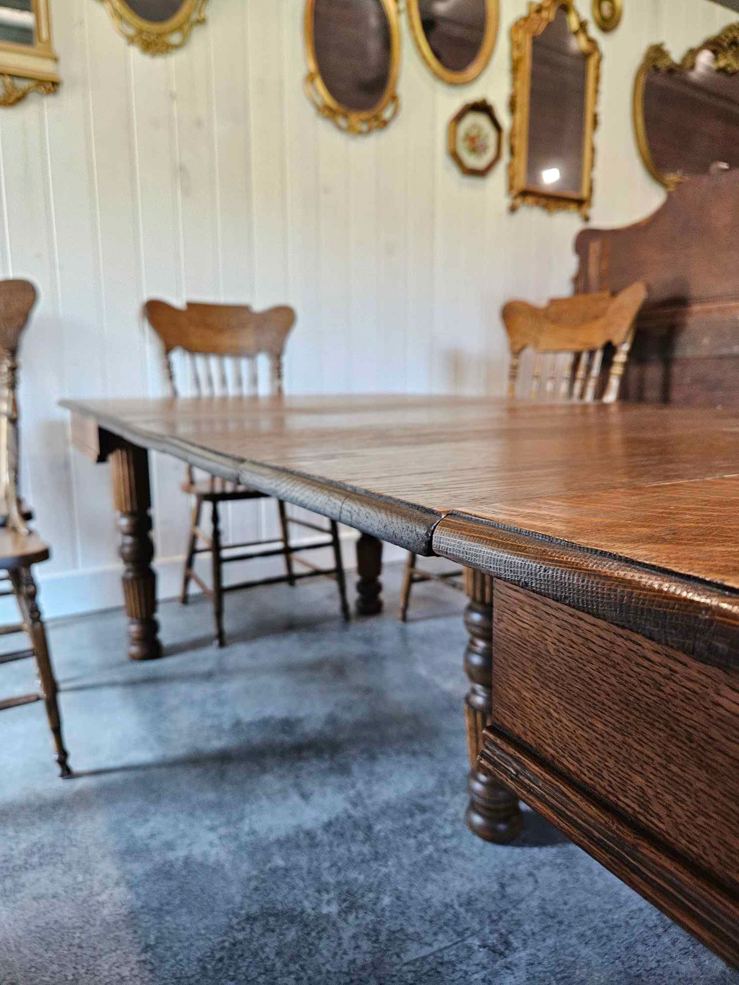 Dining Table with 4 Chairs