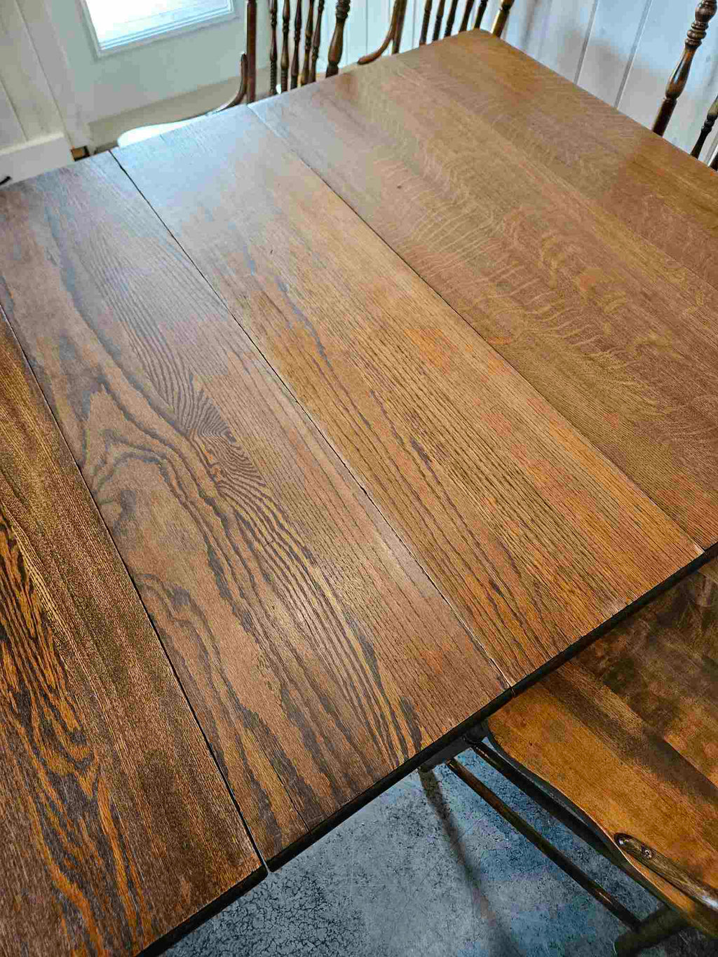 Dining Table with 4 Chairs