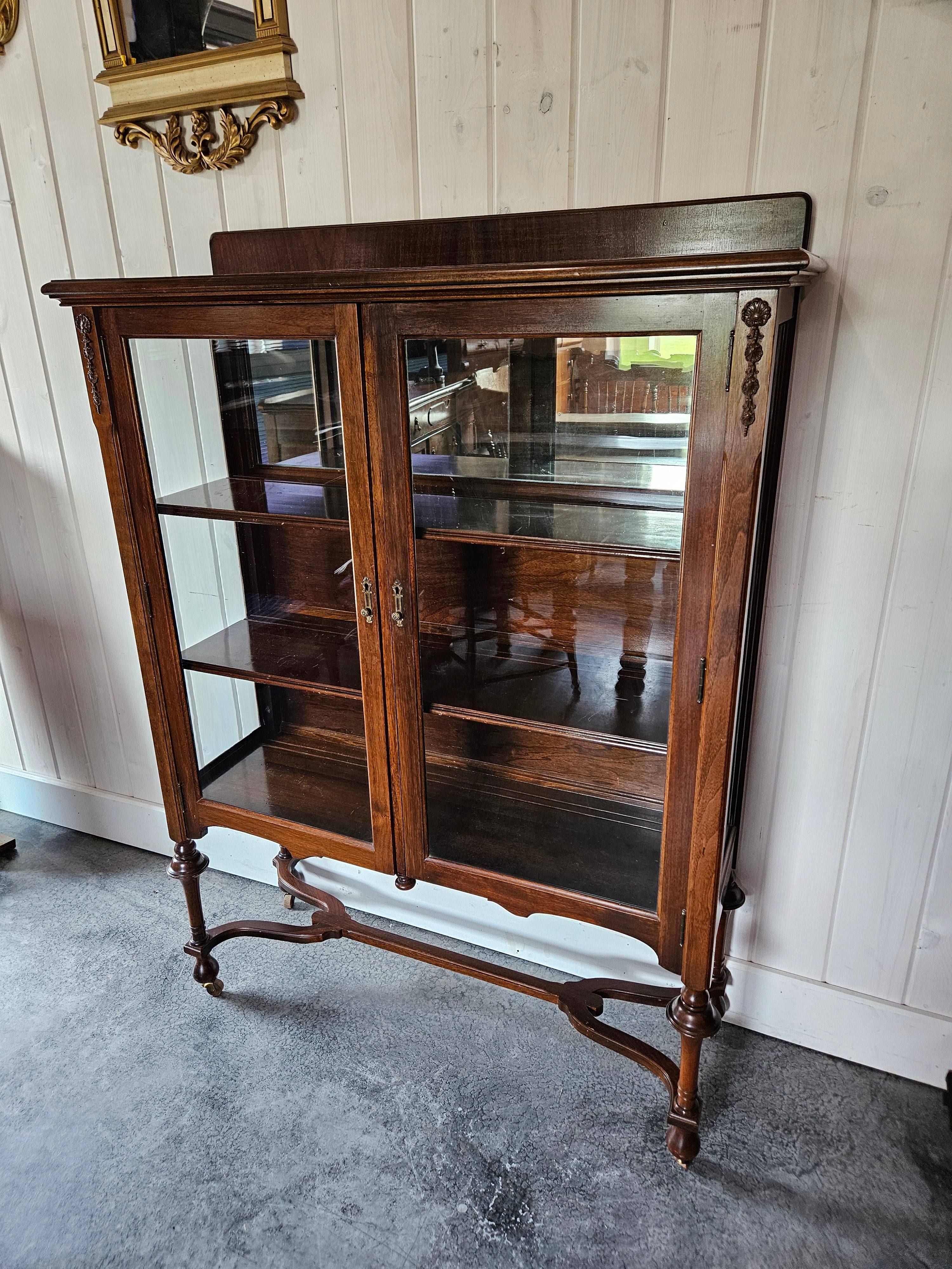 Display Cabinet