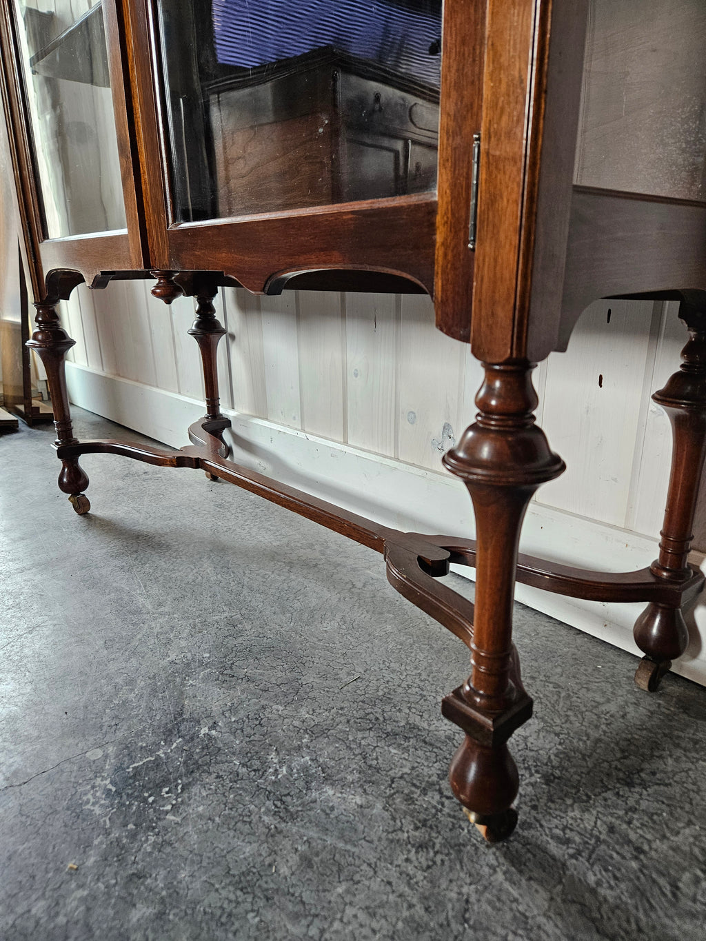 Display Cabinet