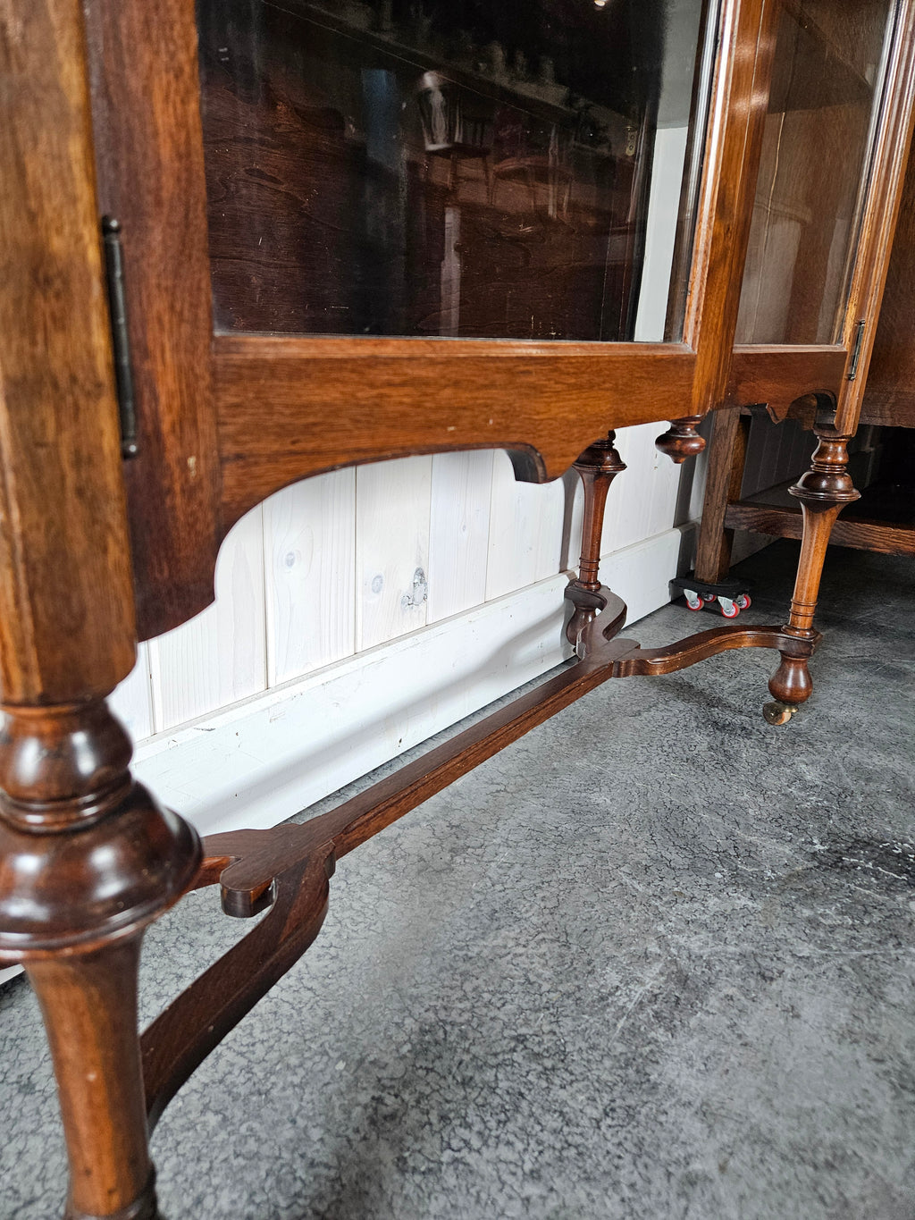 Display Cabinet