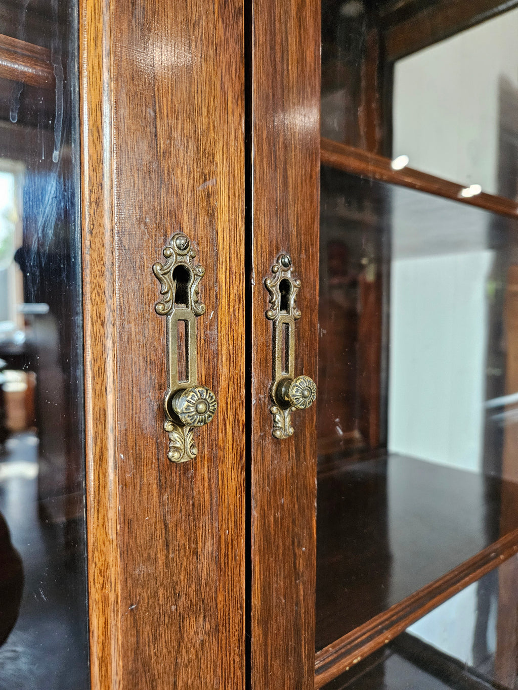 Display Cabinet