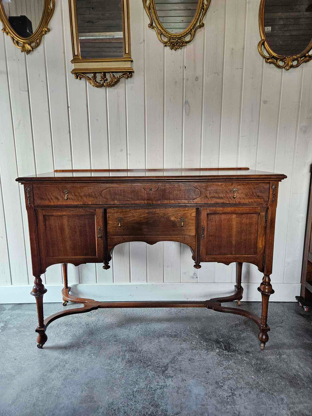 Buffet Cabinet