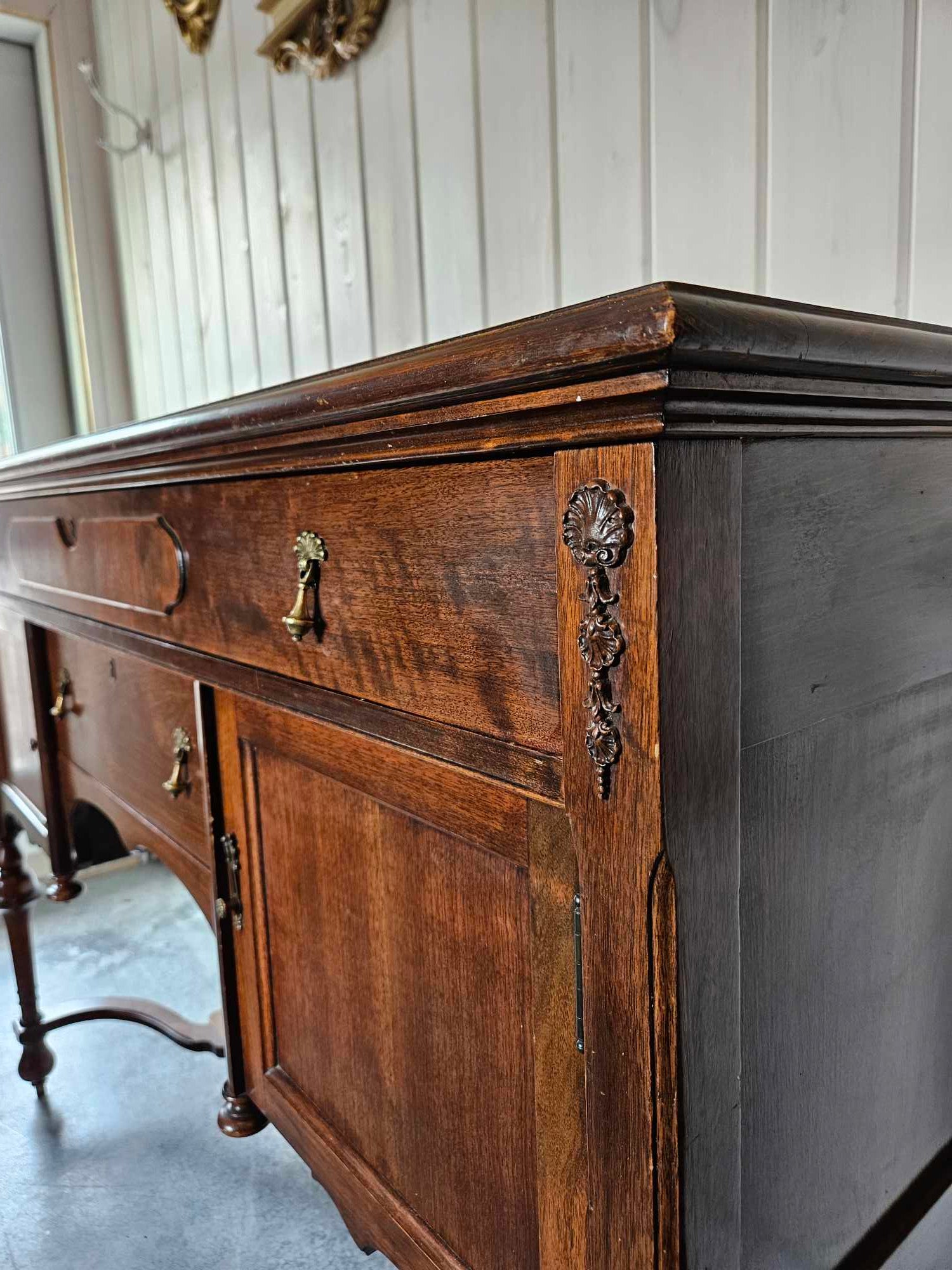 Buffet Cabinet
