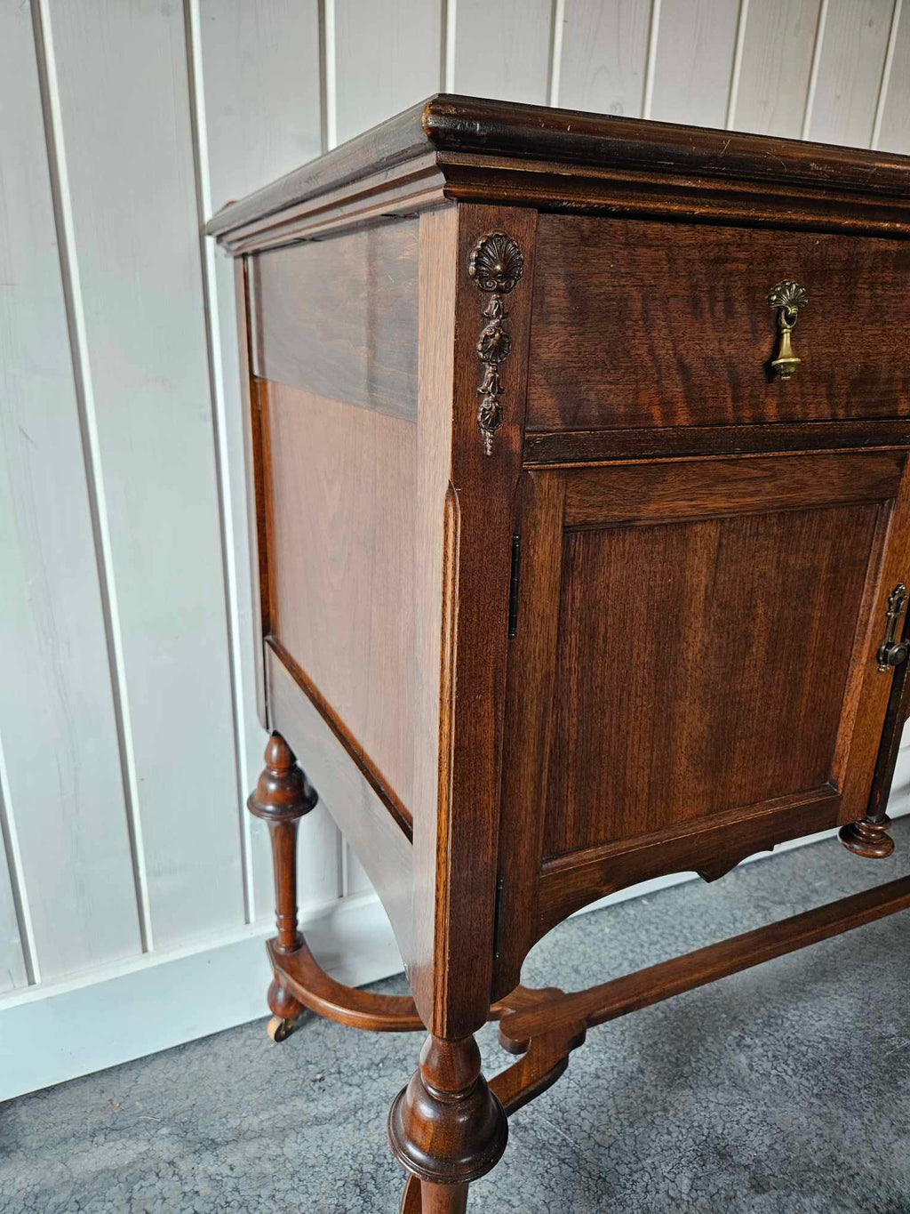 Buffet Cabinet