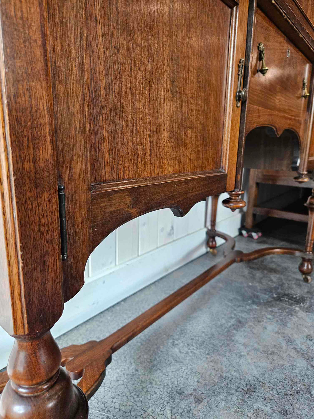 Buffet Cabinet