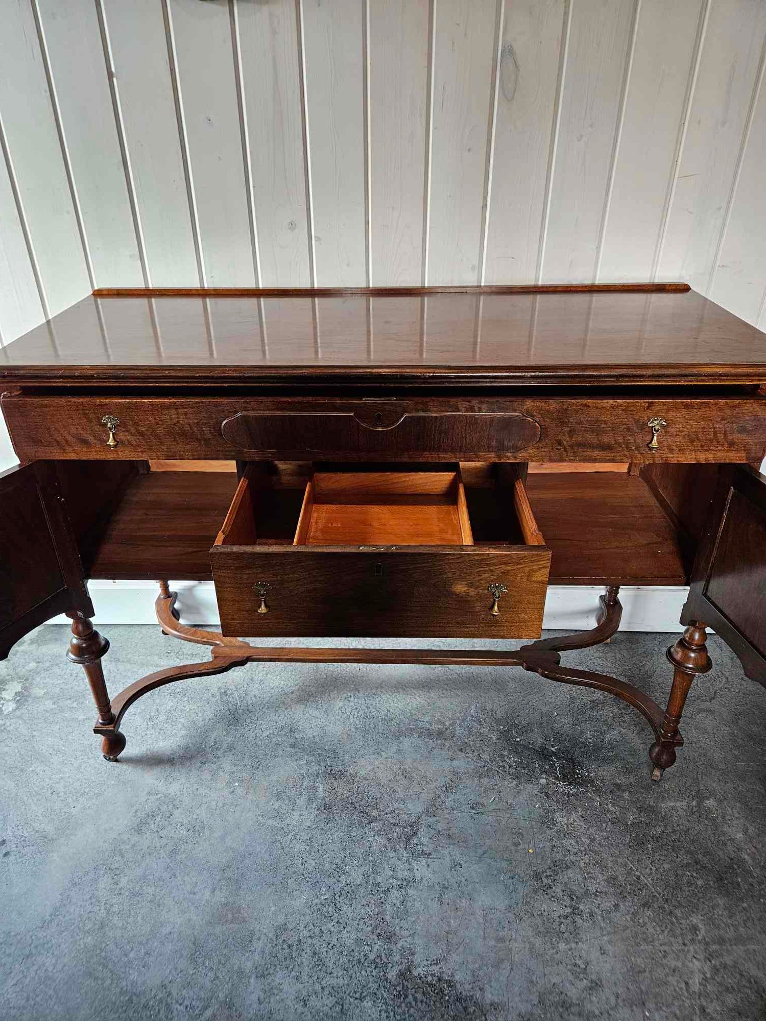 Buffet Cabinet