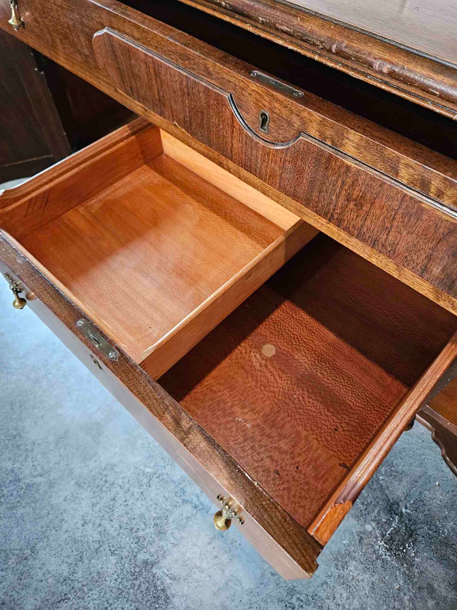 Buffet Cabinet