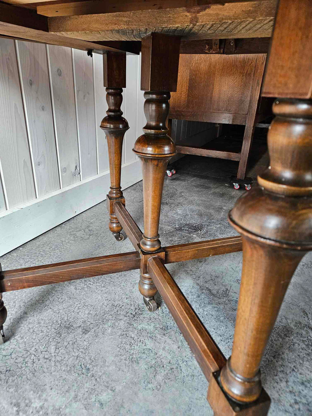 Round Dining Table