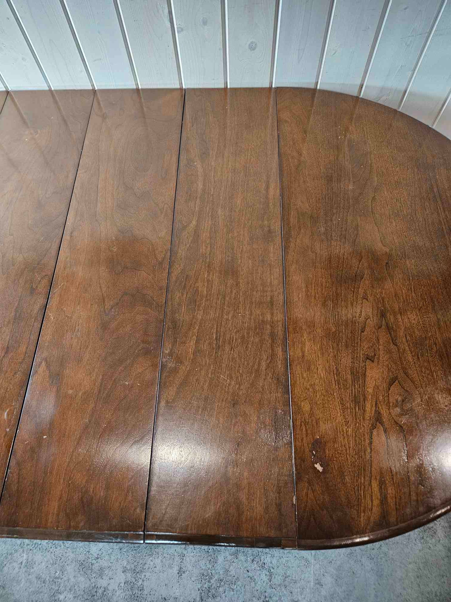 Round Dining Table
