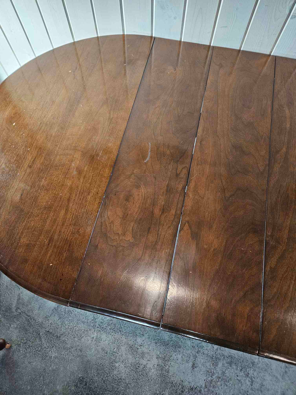 Round Dining Table