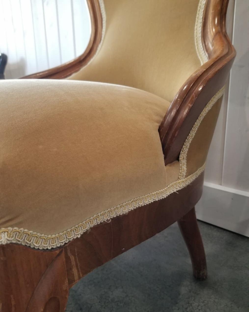 Victorian Stye Accent Chair