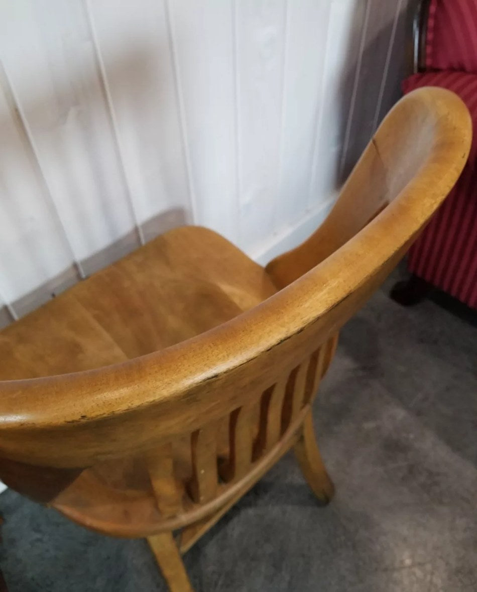 Qty 2 Bankers Chairs