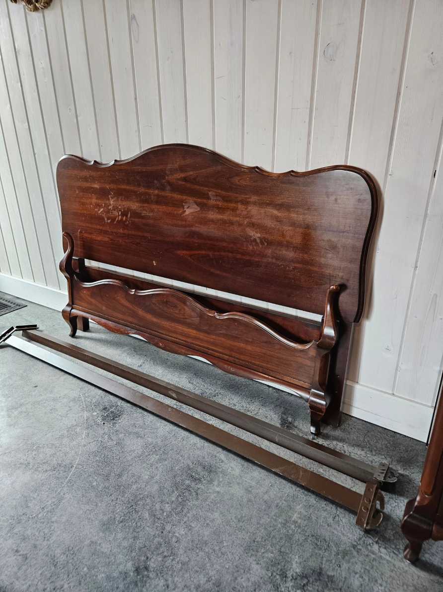 Gibbard Double Bedframe