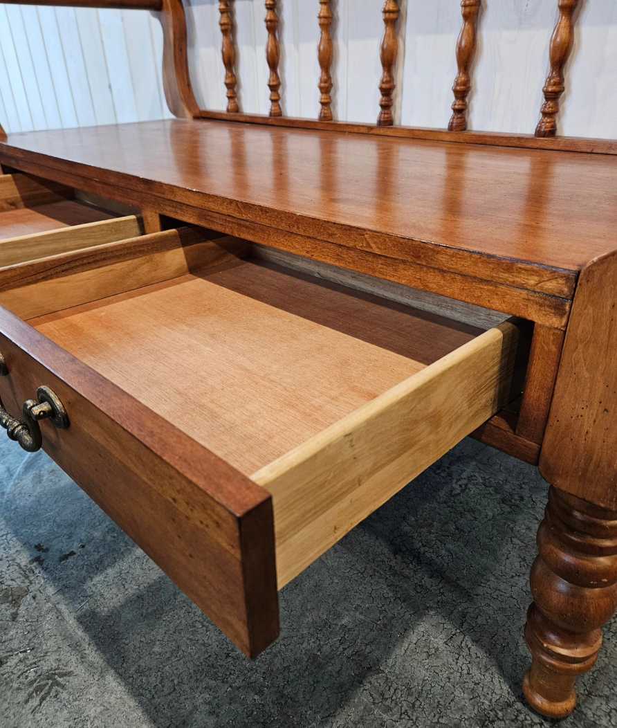 Entrance Bench