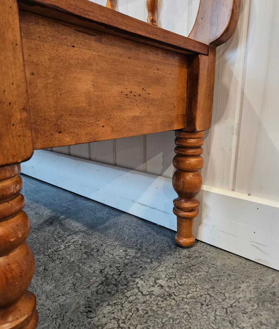 Entrance Bench