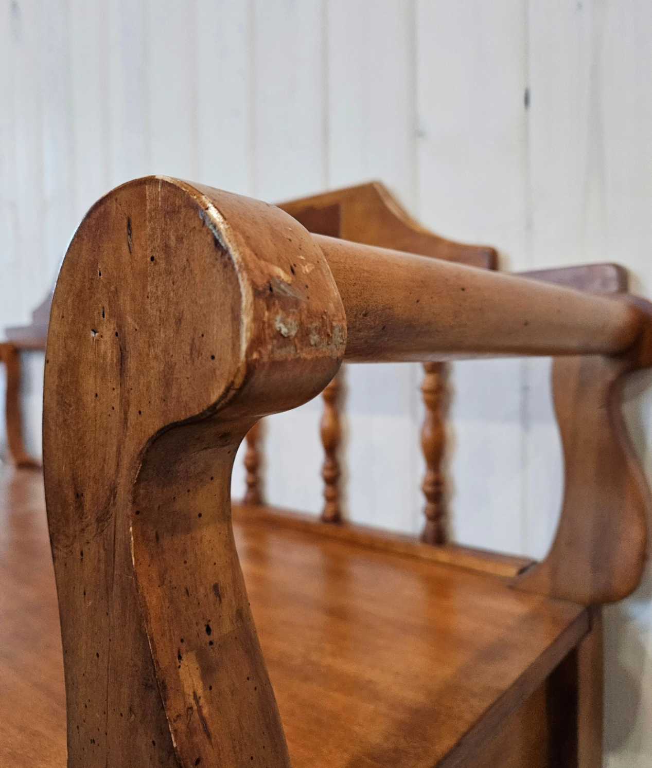 Entrance Bench