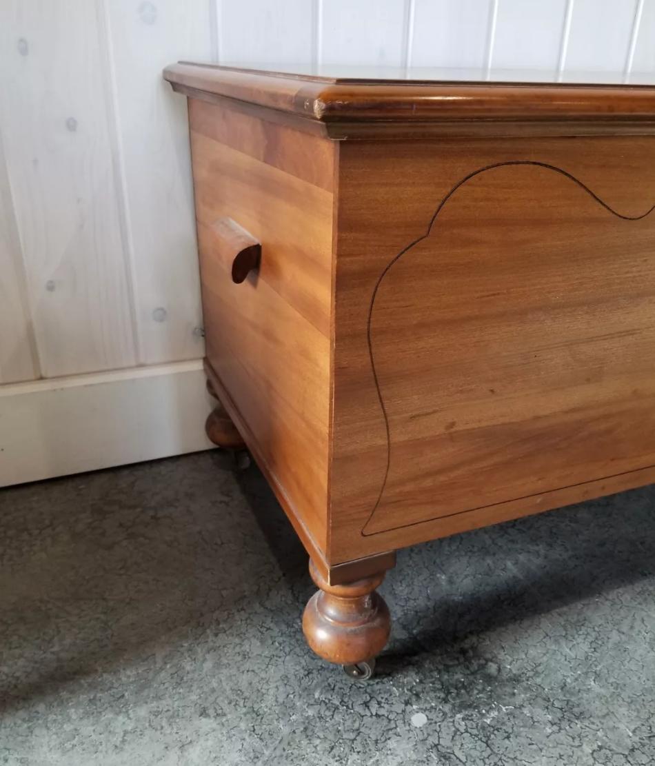 Cedar Lined Hope Chest