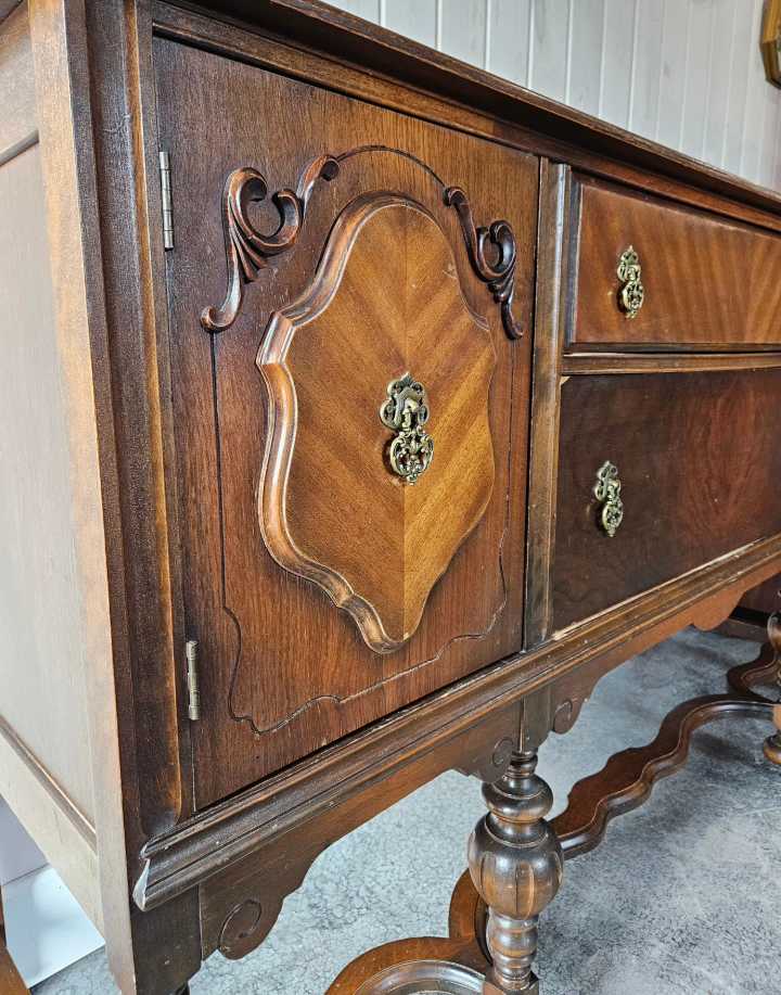 Buffet Cabinet