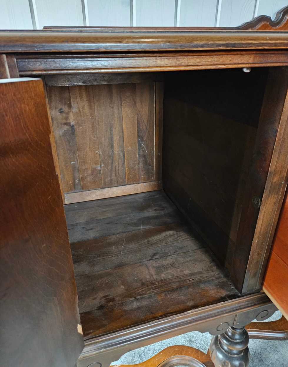 Buffet Cabinet
