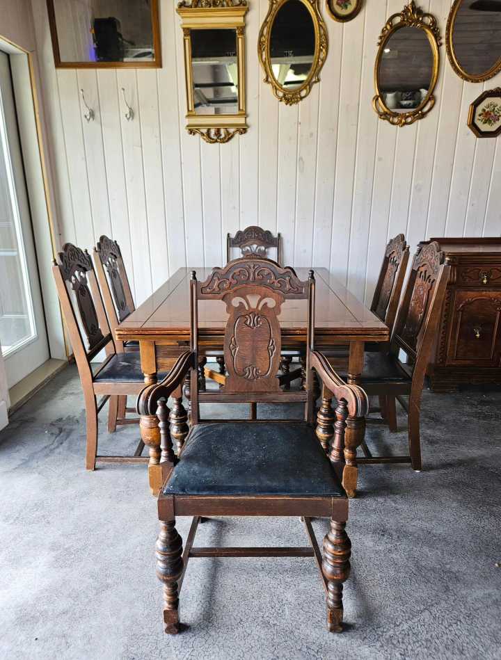 Antique Dining Table with 6 Chairs