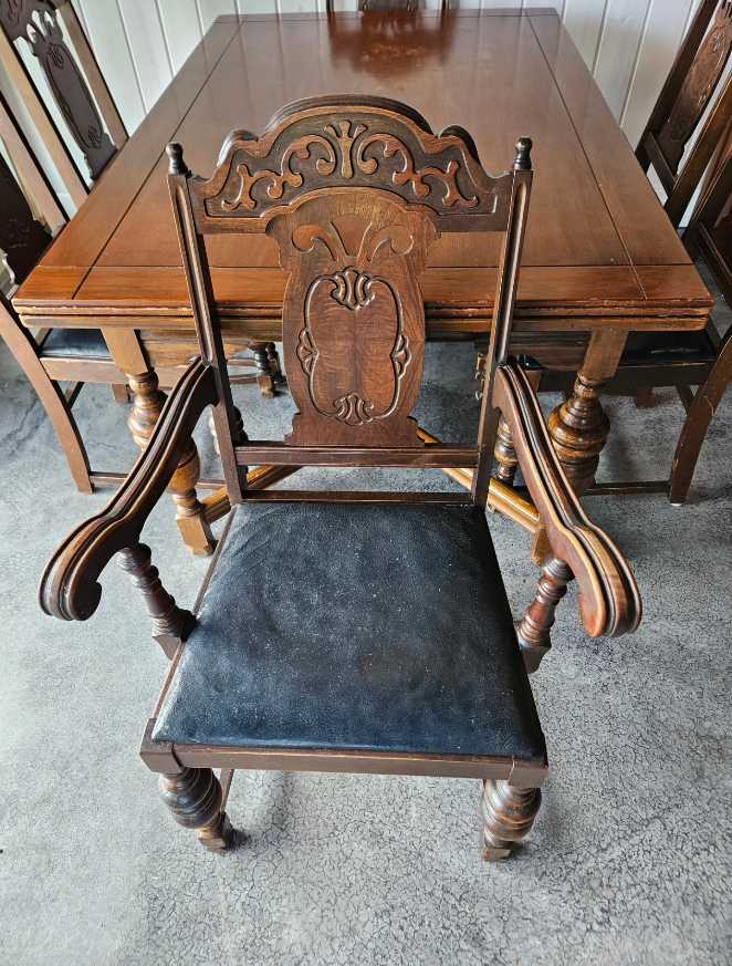Antique Dining Table with 6 Chairs