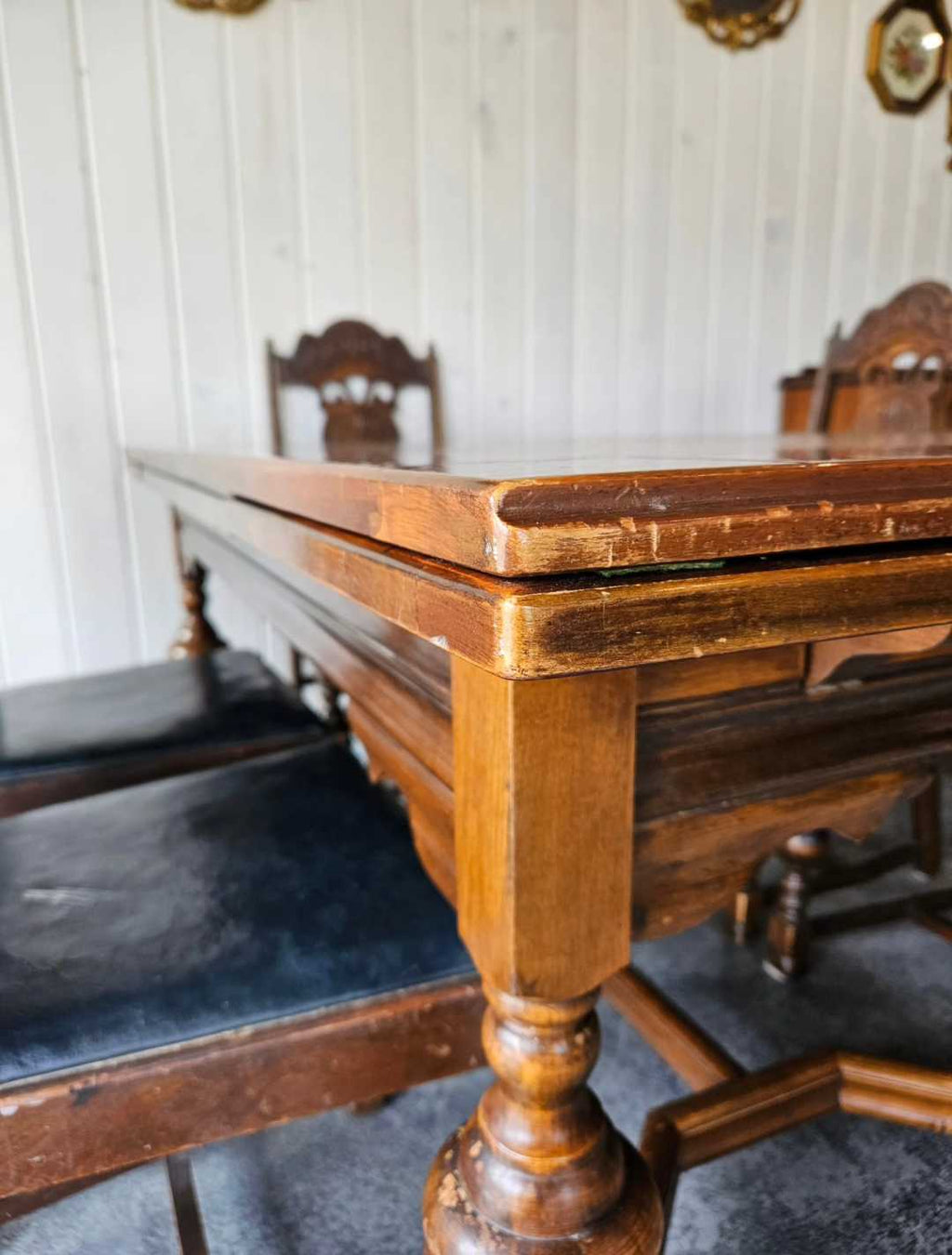 Antique Dining Table with 6 Chairs