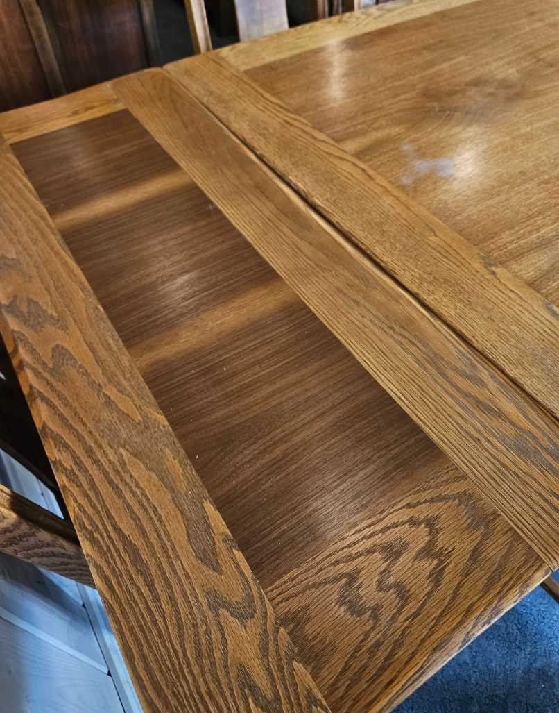 Dining Table with 6 Chairs