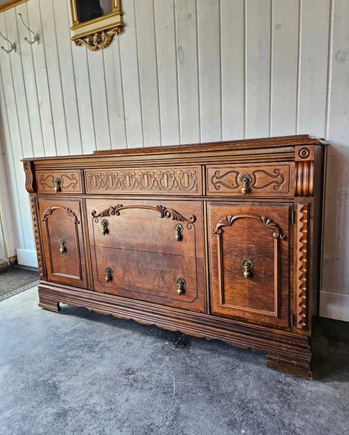 Buffet Cabinet