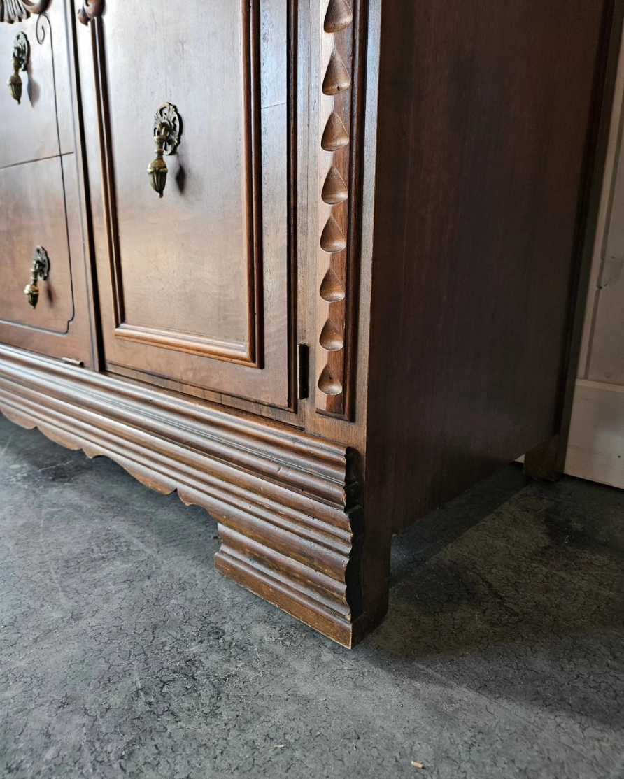 Buffet Cabinet