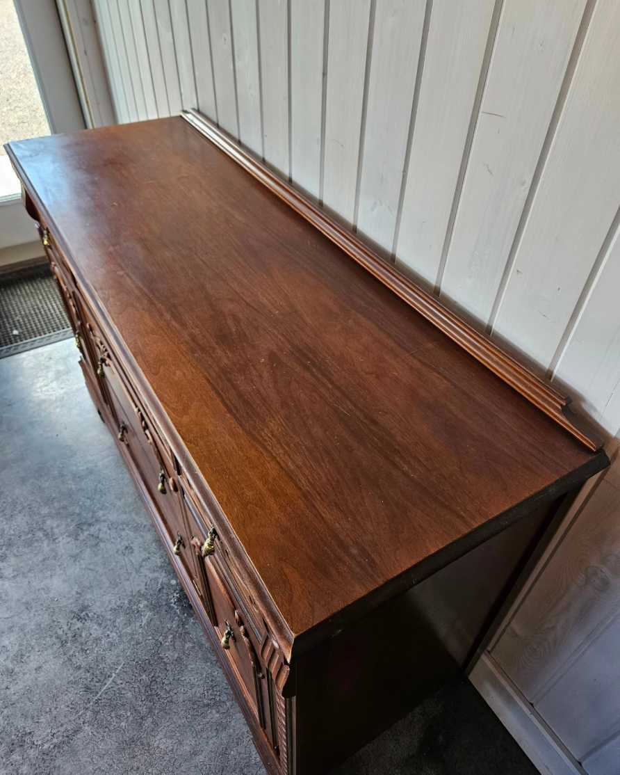 Buffet Cabinet