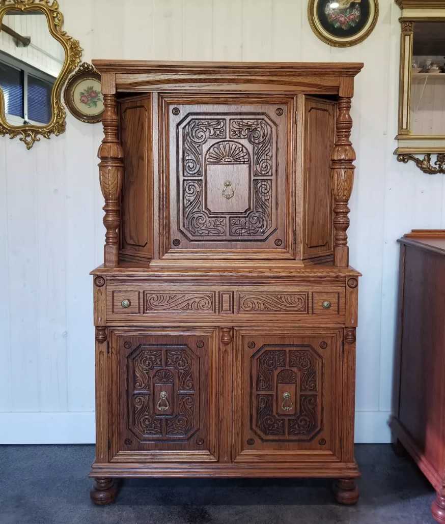 Tall Cabinet