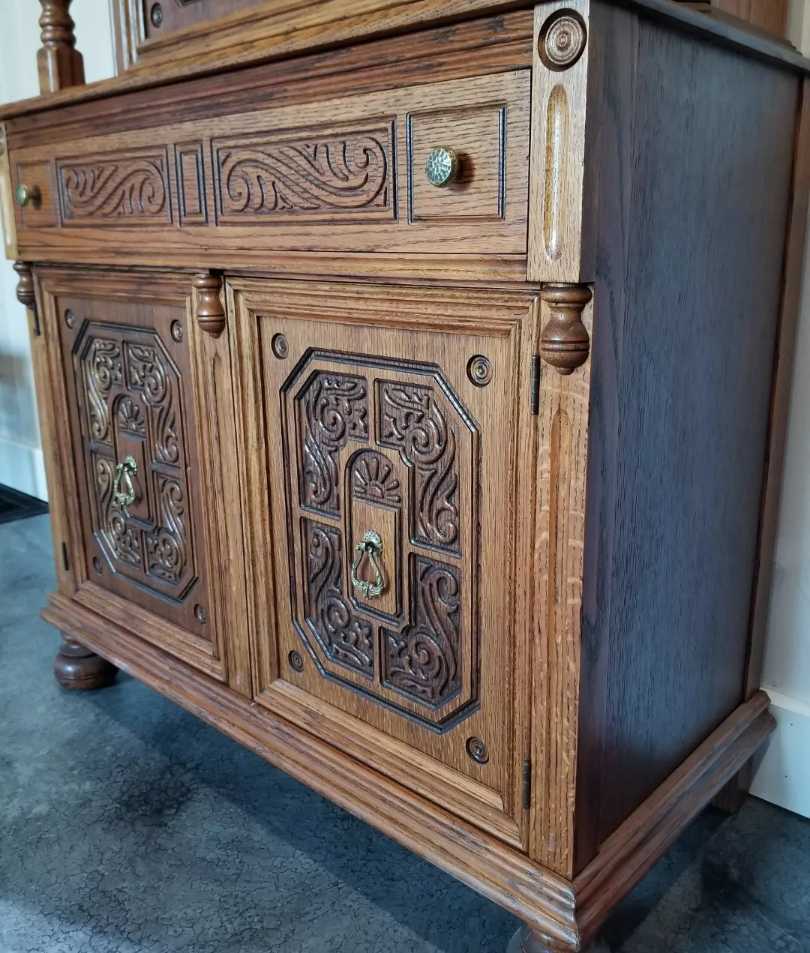 Tall Cabinet
