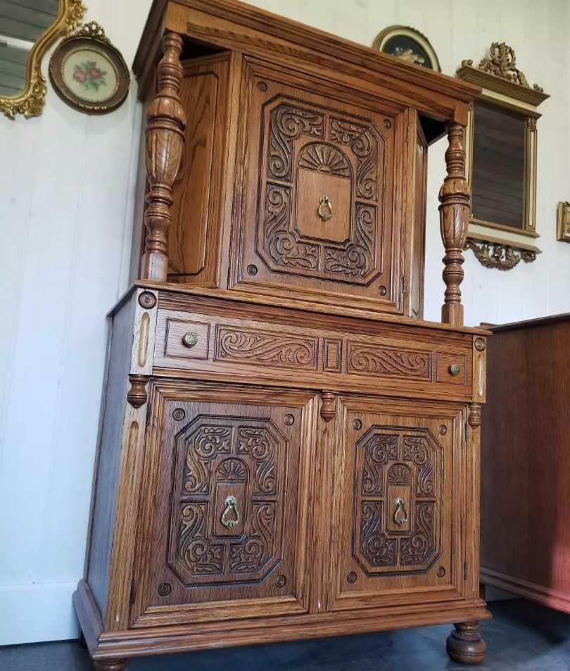 Tall Cabinet