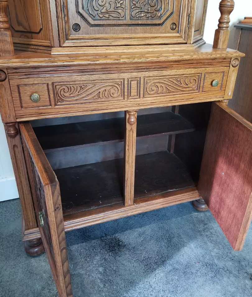 Tall Cabinet