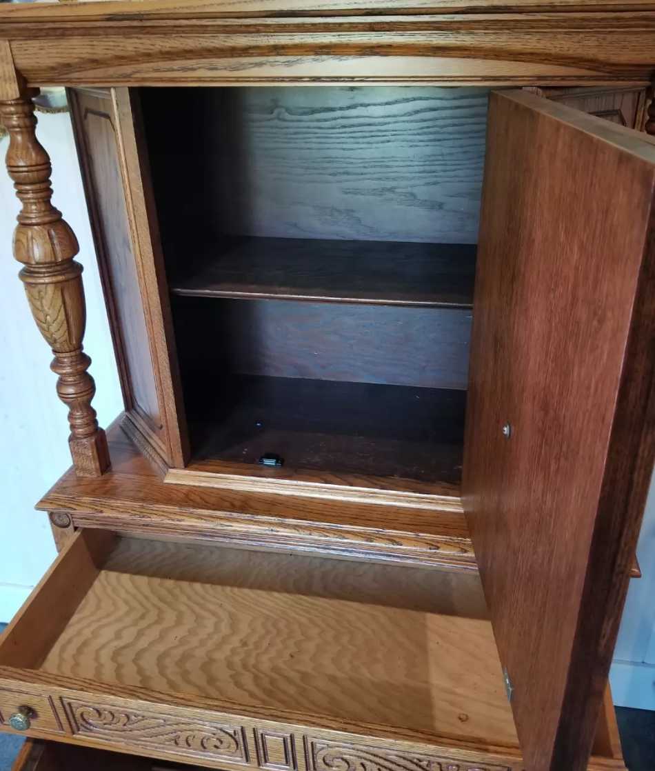 Tall Cabinet