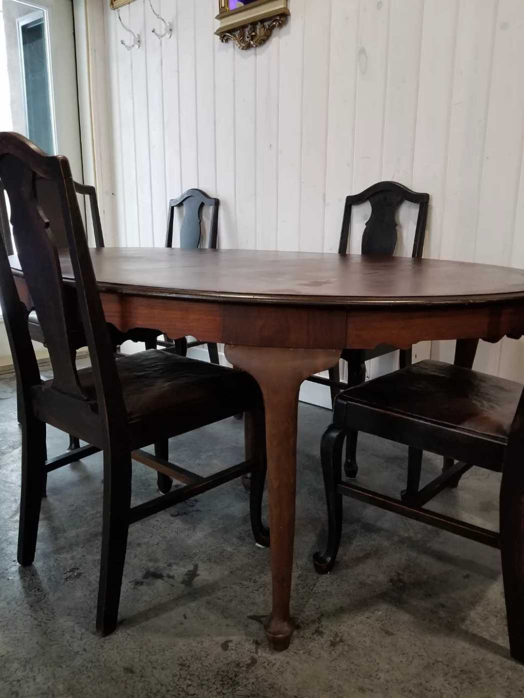 Oval Dining Table