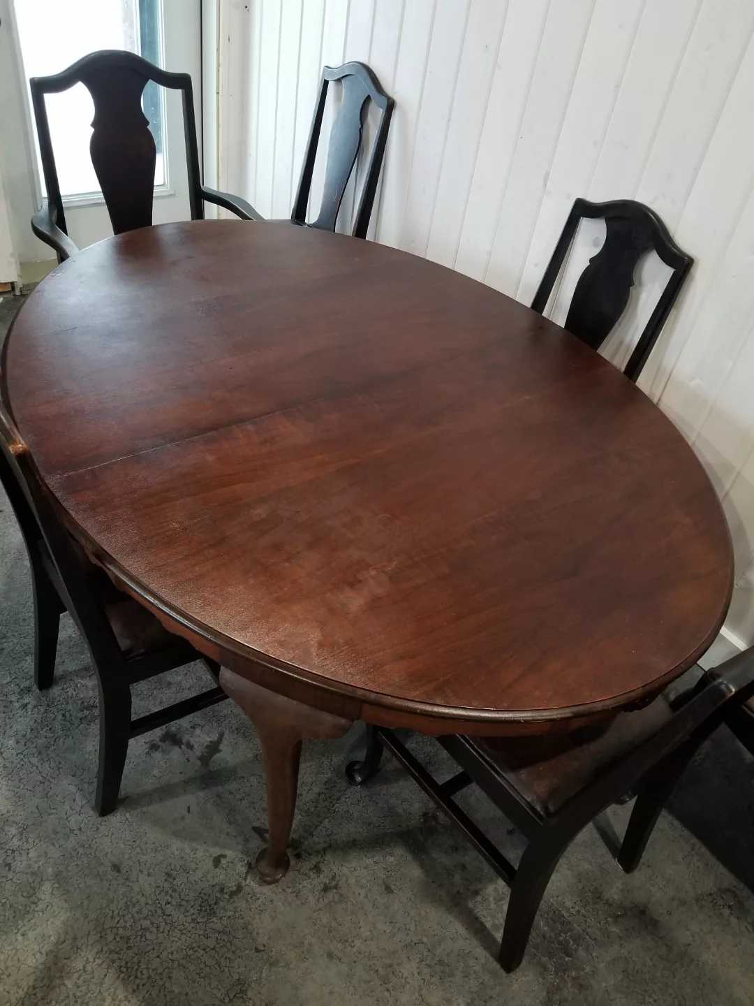 Oval Dining Table