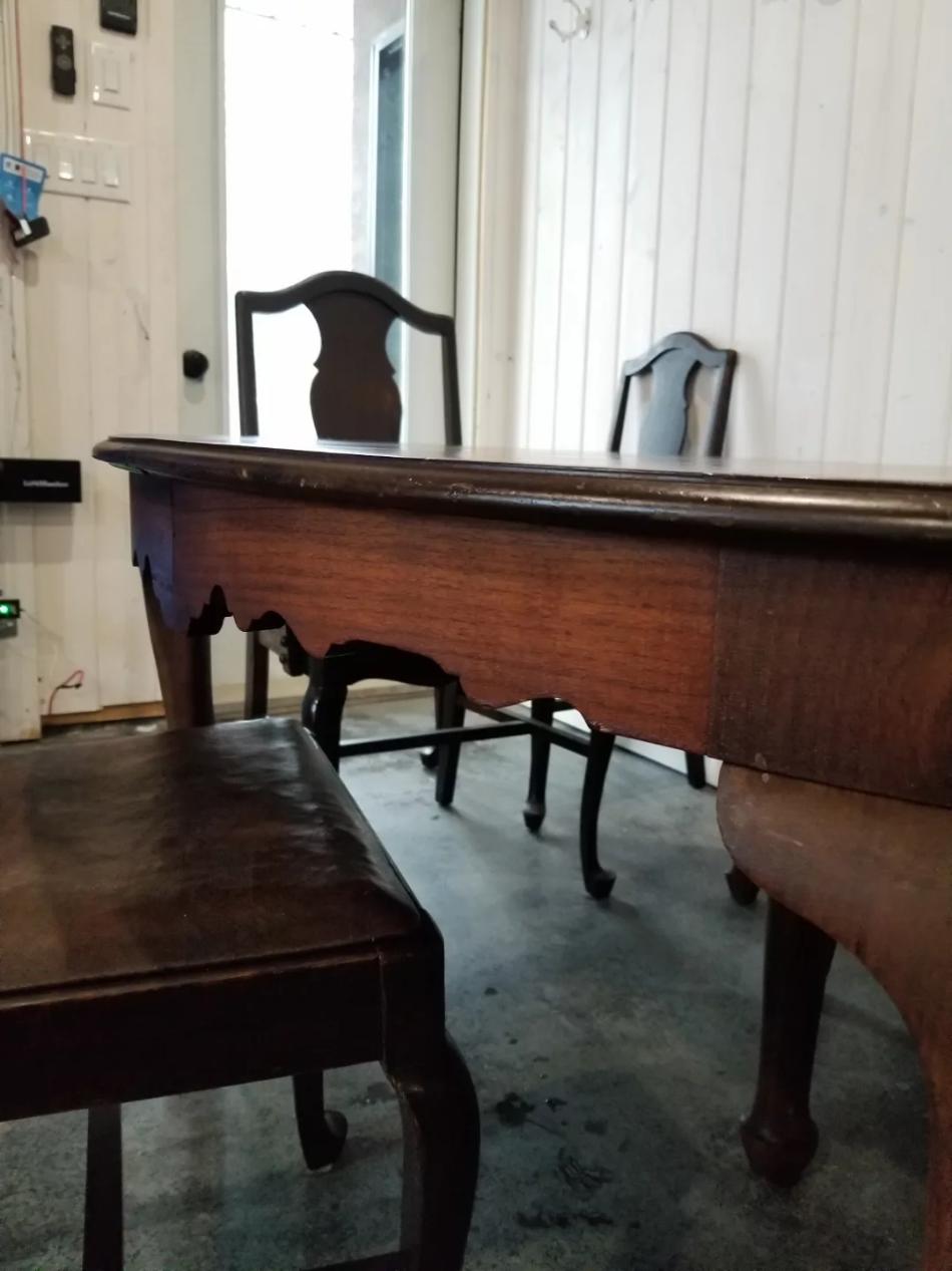 Oval Dining Table