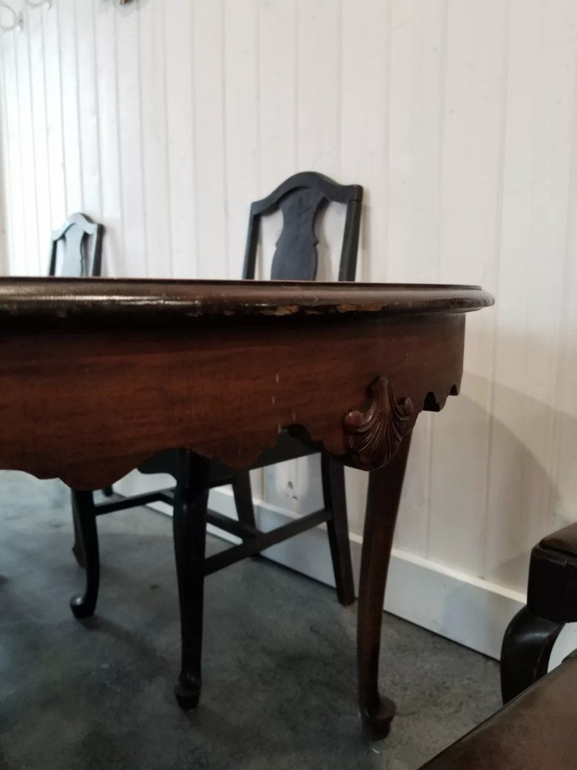 Oval Dining Table