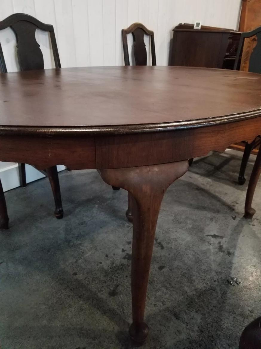 Oval Dining Table